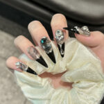 Black diamond nails