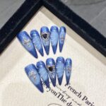 Ocean Eyes nails